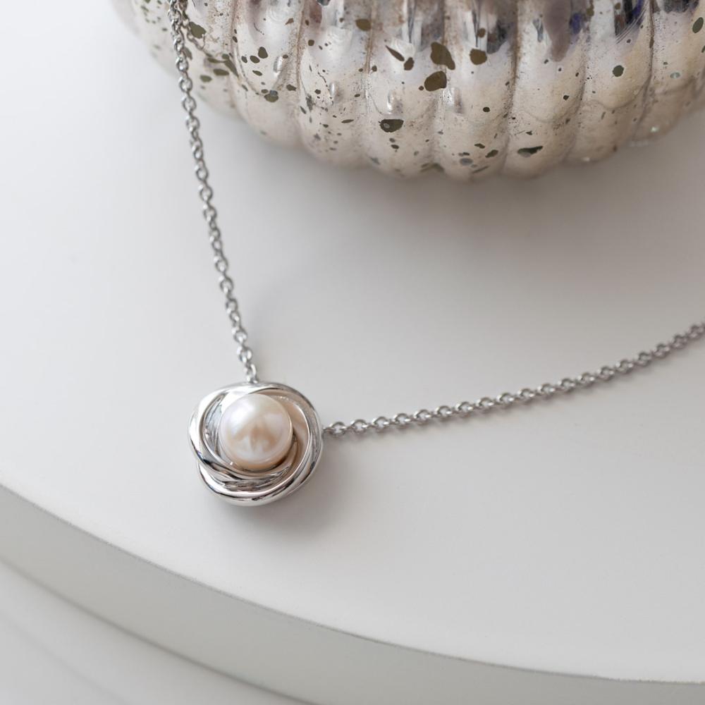 Kit Heath Sterling Silver Bevel Trilogy Pearl Necklace